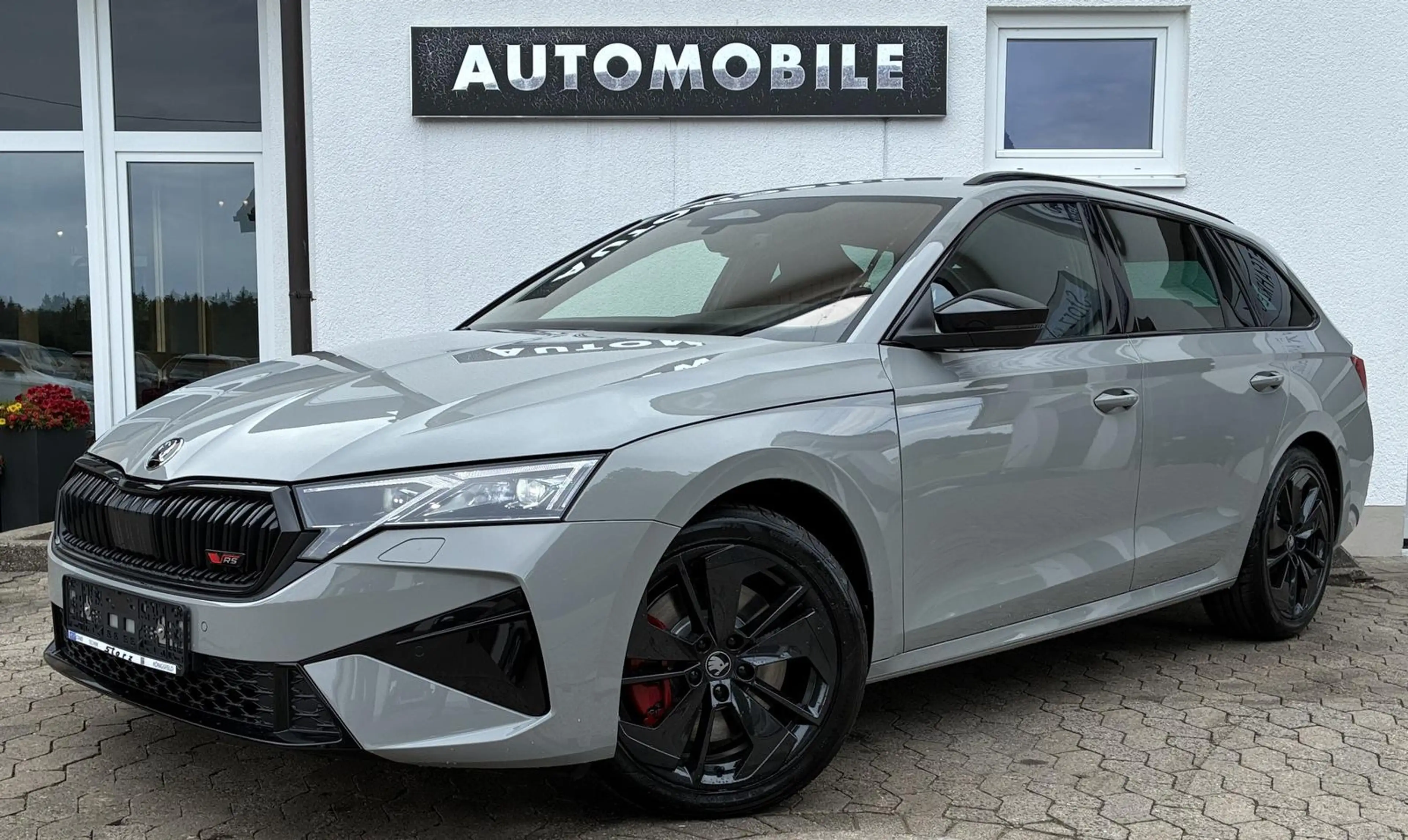 Skoda Octavia RS 2.0TSI DSG MATRIX ACC NAVI KAMERA AHK
