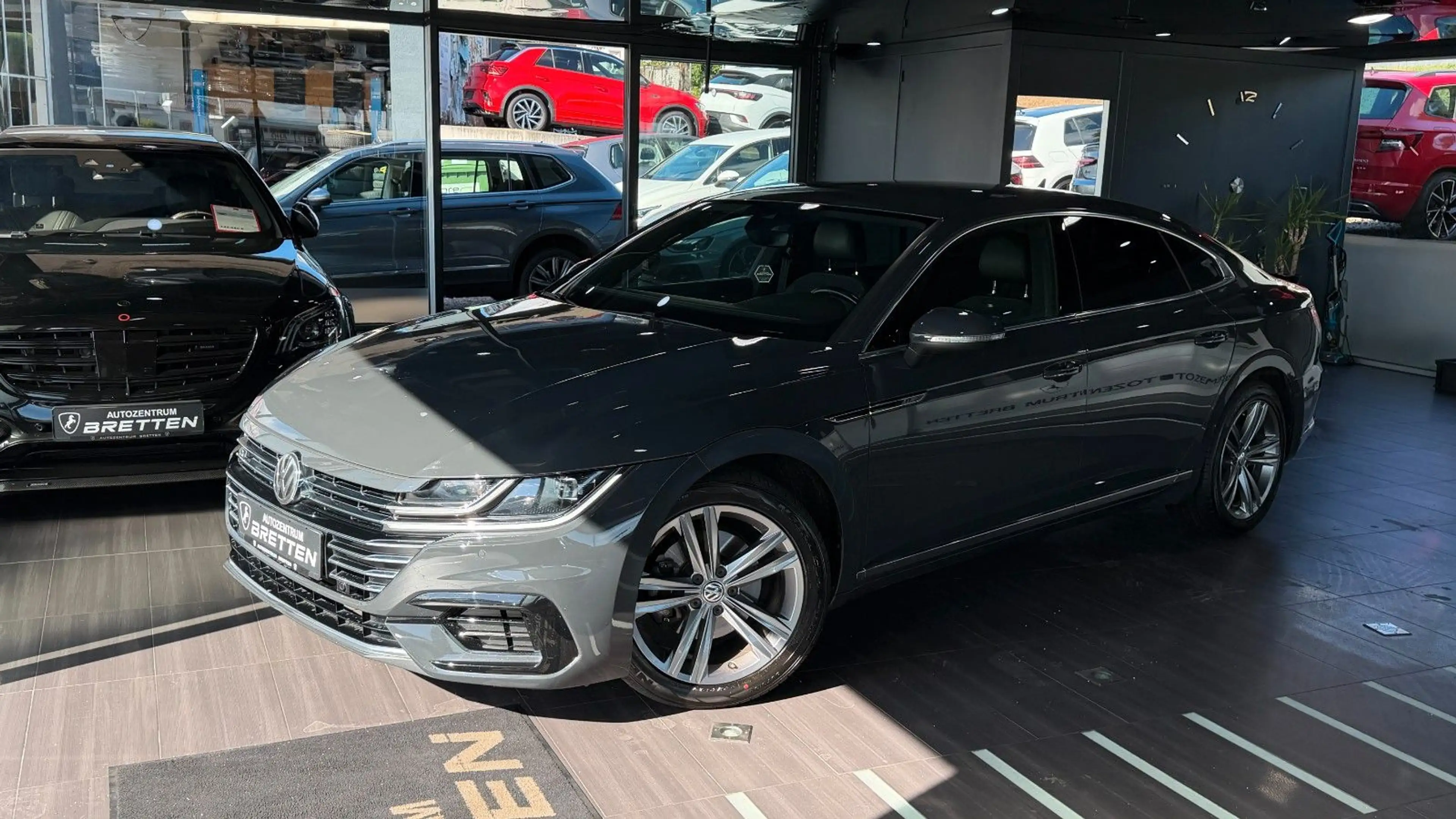 Volkswagen Arteon 2.0 TSI  DSG*R-Line*ACC*PDC*SHZ*LED*AHK — photo 9