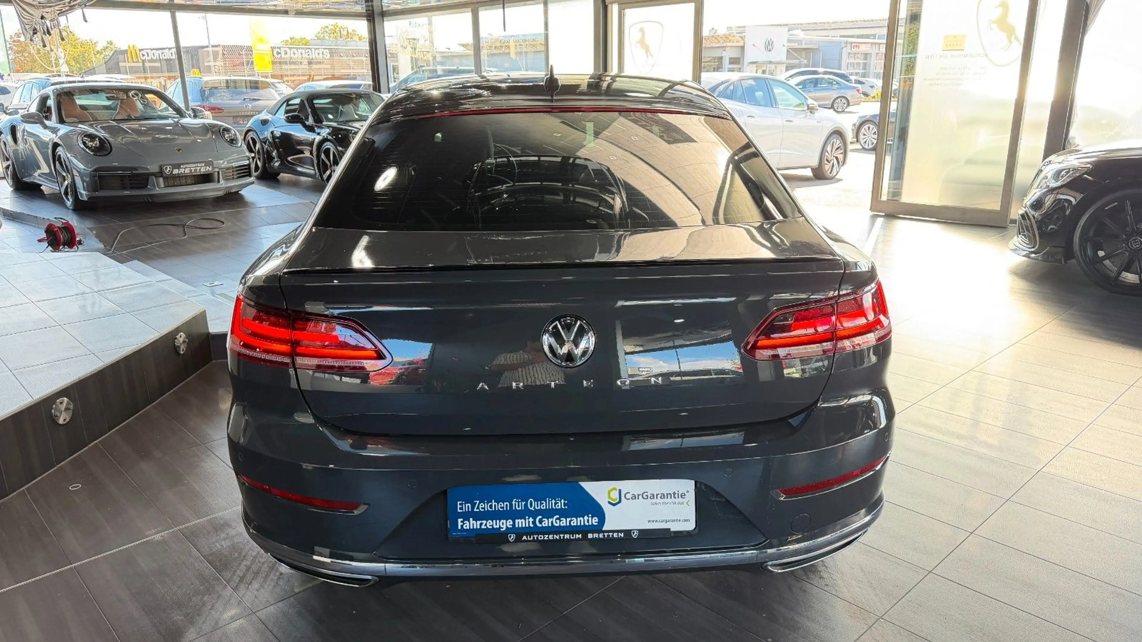 Volkswagen Arteon 2.0 TSI  DSG*R-Line*ACC*PDC*SHZ*LED*AHK — photo 6