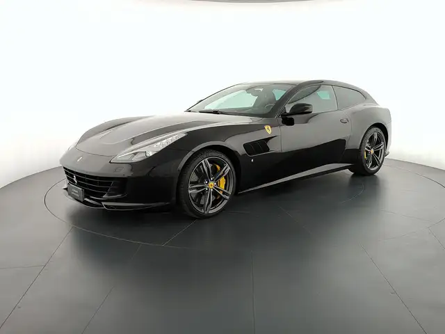 Ferrari GTC4 Lusso 6.3 dct