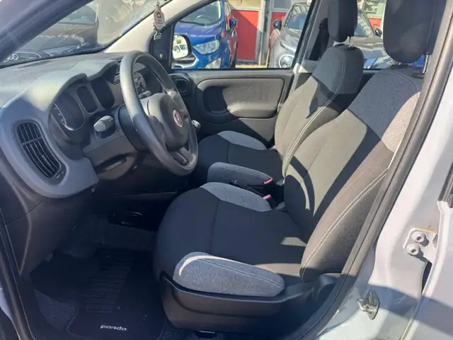 Fiat Panda view 9