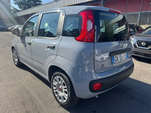 Fiat Panda view 3