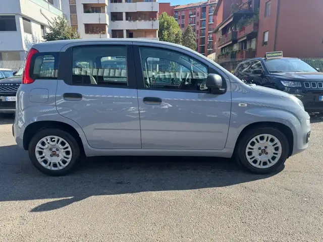 Fiat Panda view 4