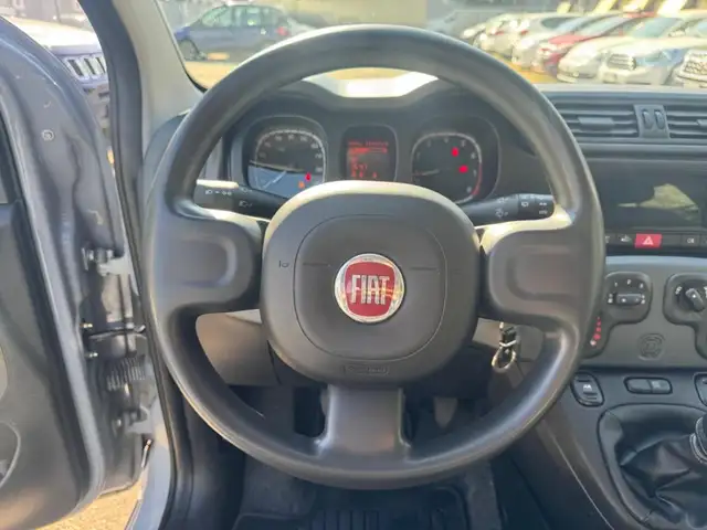 Fiat Panda view 12