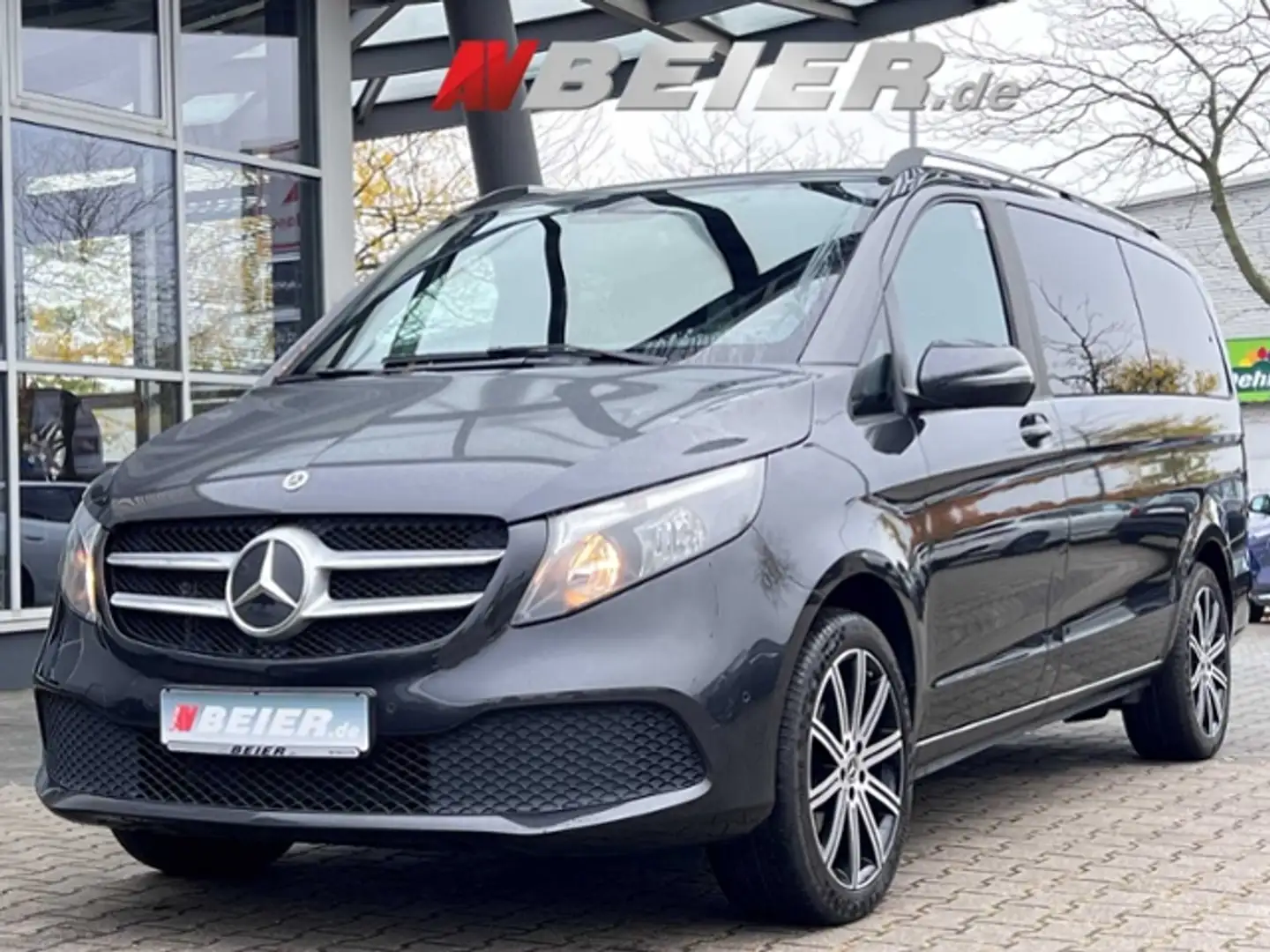 Mercedes-Benz V 220 lang AHK*2,5t Kamera ToT-Wi.2xKlima Sitzheiz.ankl Grau - 1