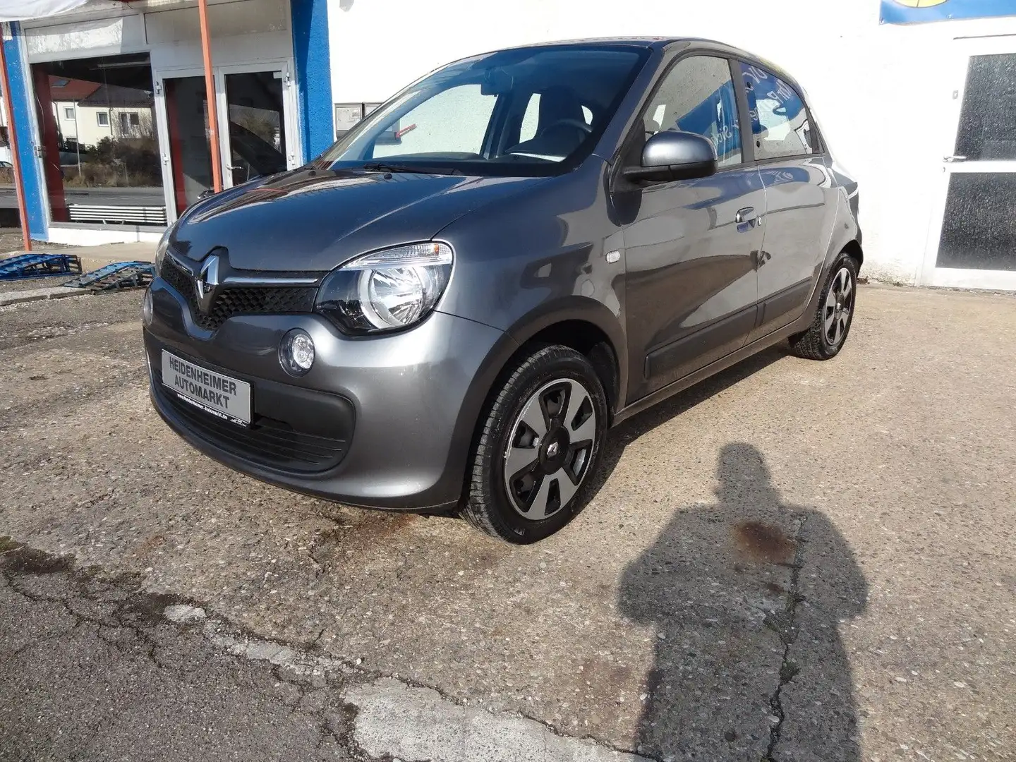 Renault Twingo Experience/SitzH/90PS/2.Hd/Alu/Klima/ Gris - 1