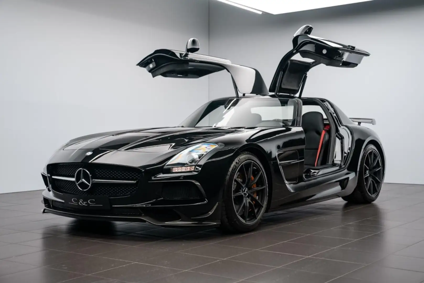 Mercedes-Benz SLS Black Series /NEU/AERO-PAKET/KERAMIK Noir - 2