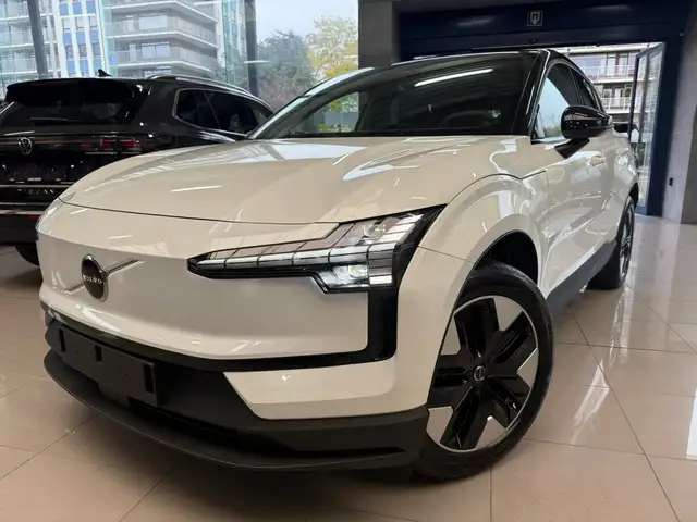 Volvo EX30 PLUS Single Motor - NIEUW !