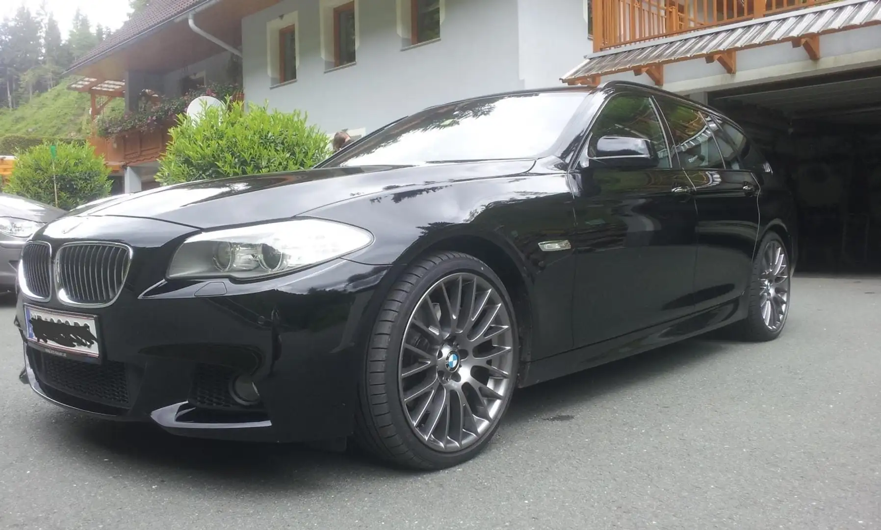 BMW 535 xd Schwarz - 1