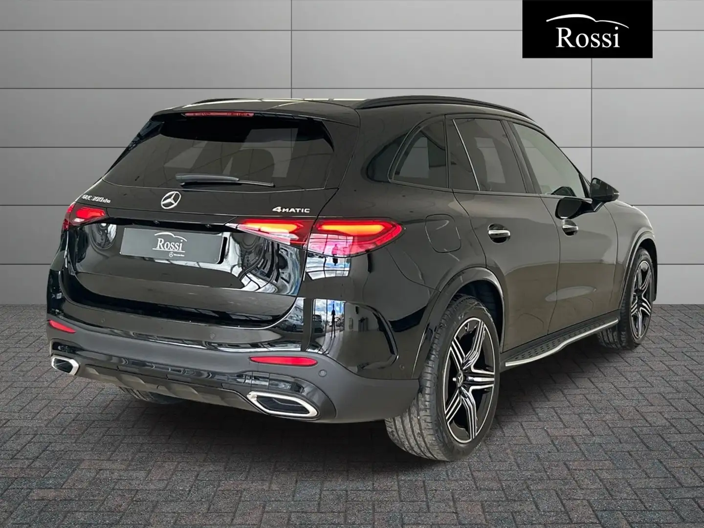 Mercedes-Benz GLC 300 de 4MATIC Negru - 2