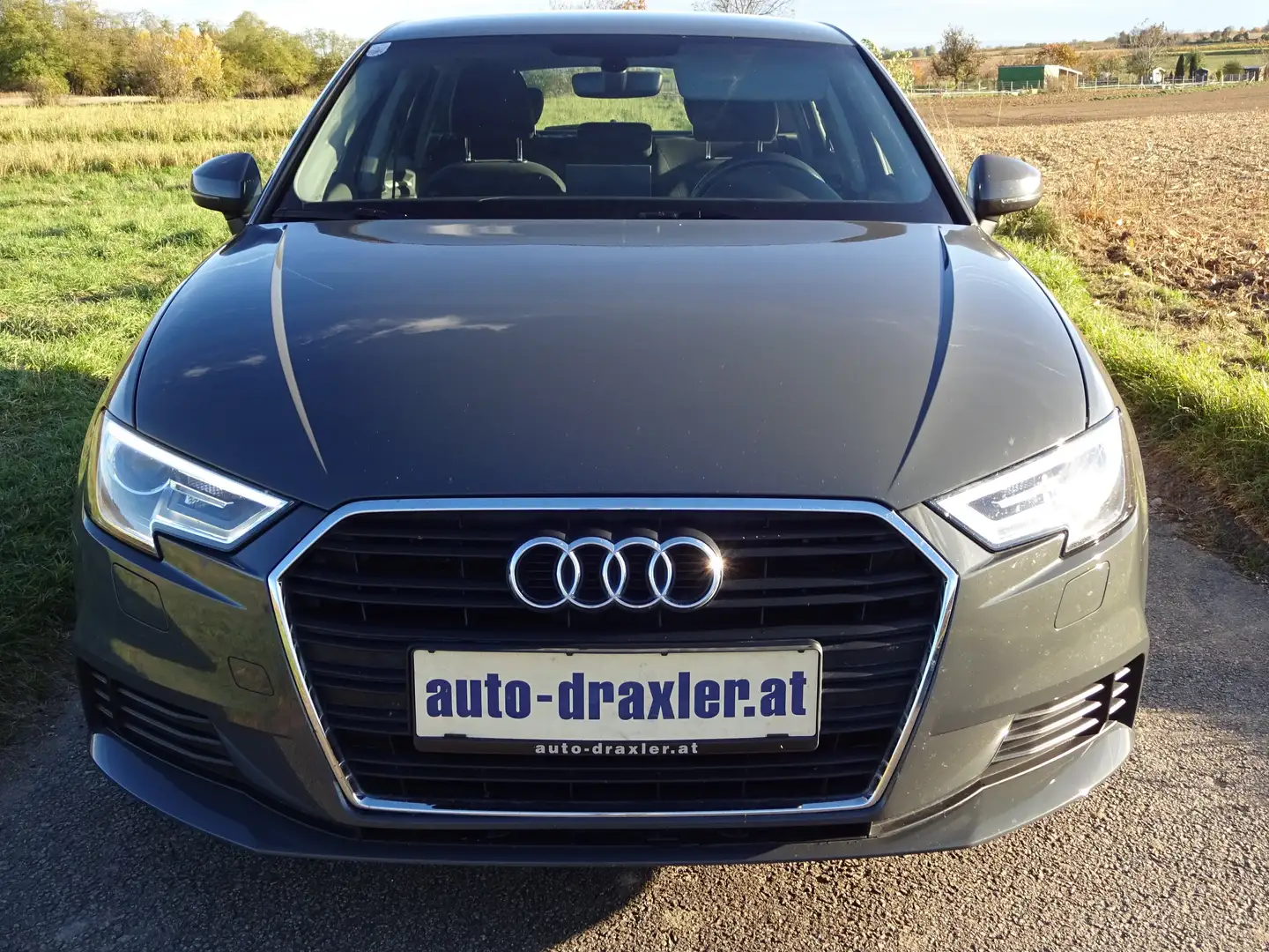 Audi A3 SB 1,5TFSI COD ultra S-tronic Grau - 2