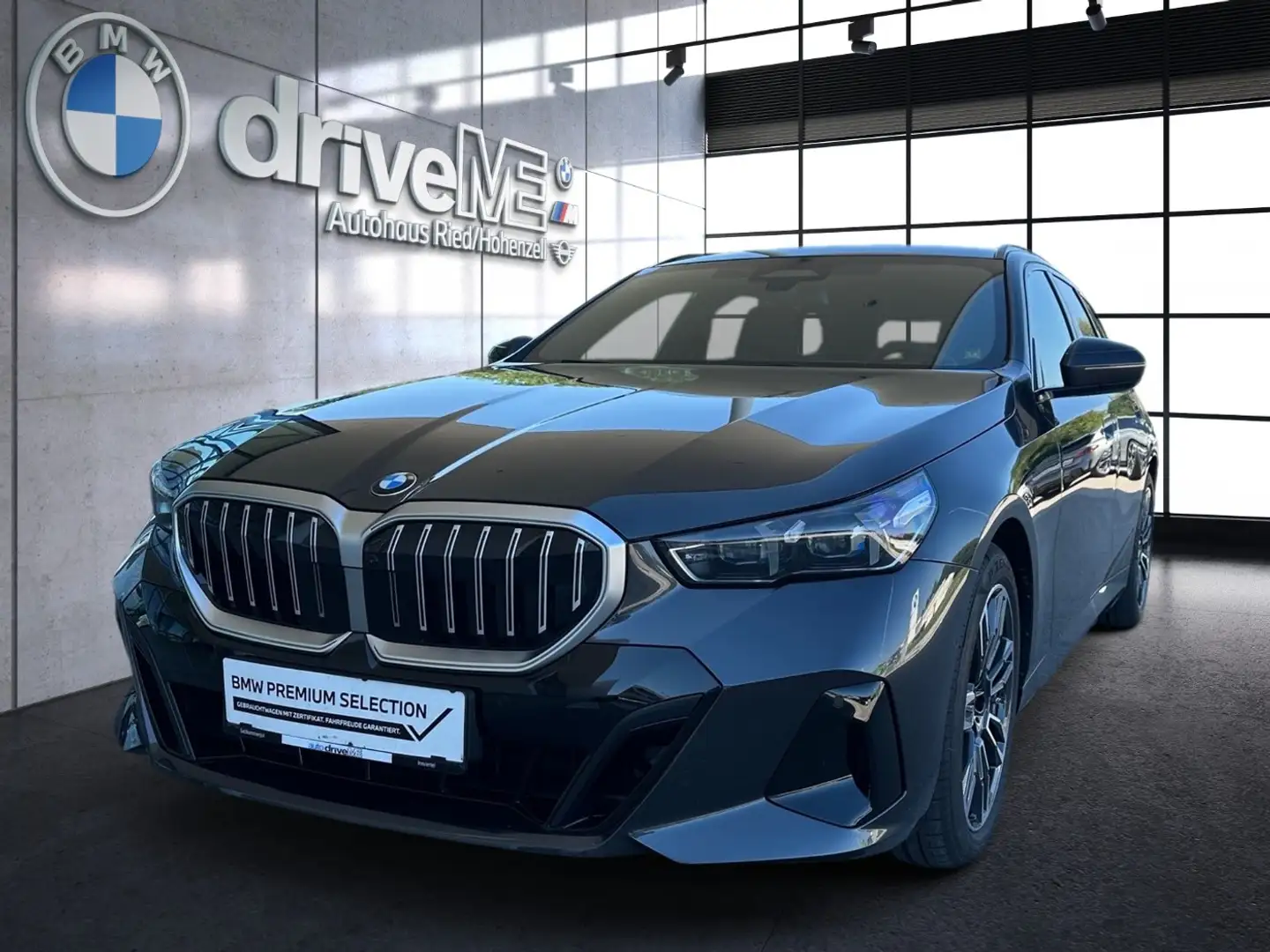 BMW 540 d xDrive Touring M-Sport xDrive KAM 360 LED Grau - 1