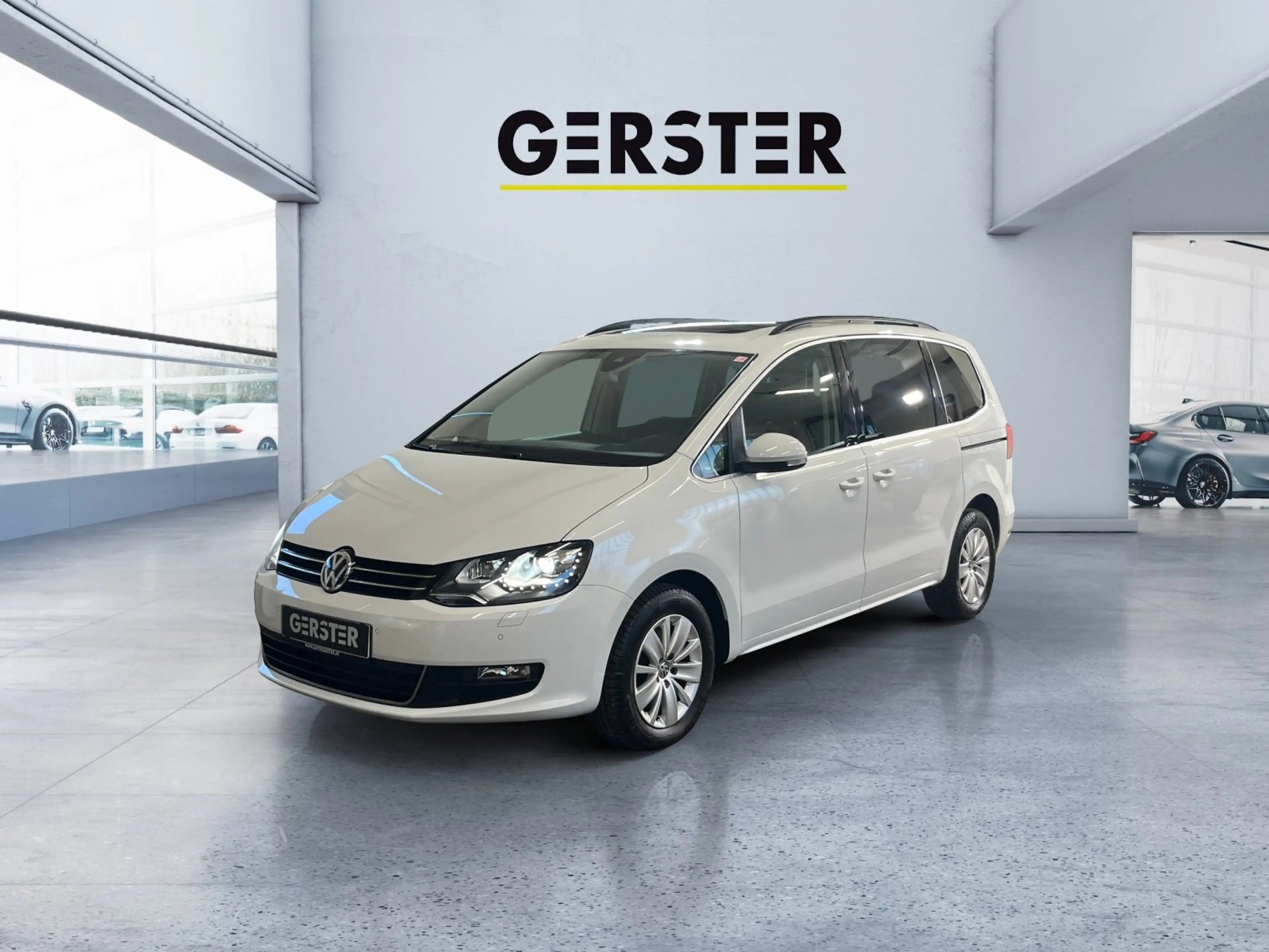 Volkswagen Sharan 2.0 TDI BMT Comfortline ACC AHK Navi Pano