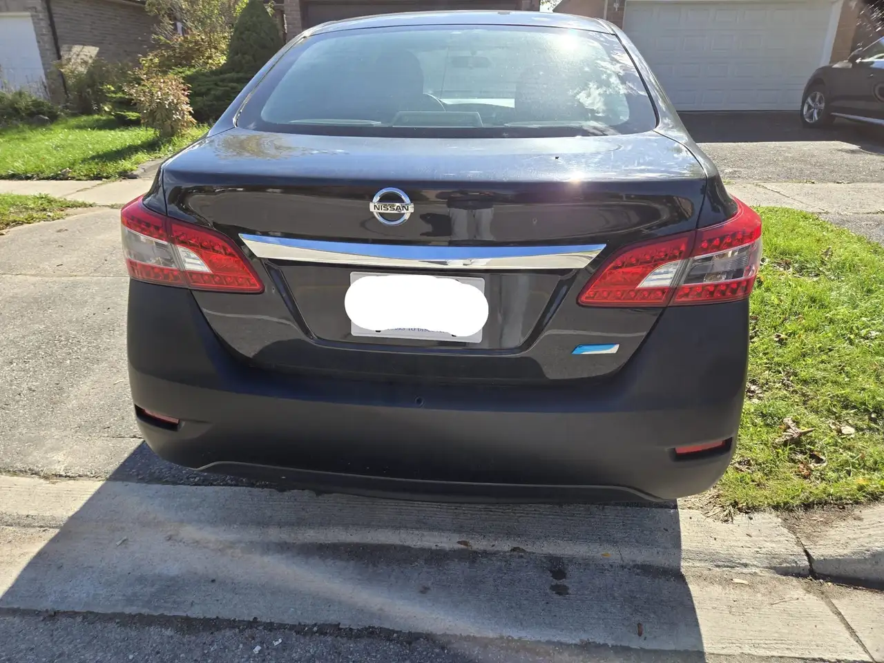 Nissan Sentra снимка Nissan Sentra