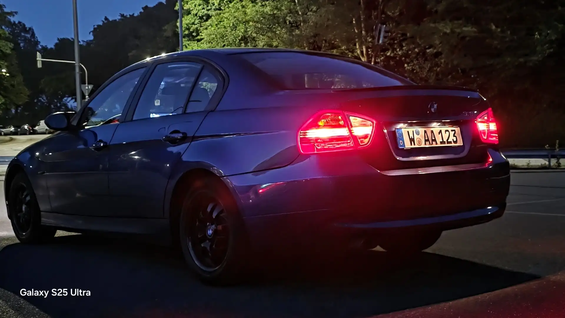 BMW 318 318i Aut. Blau - 2