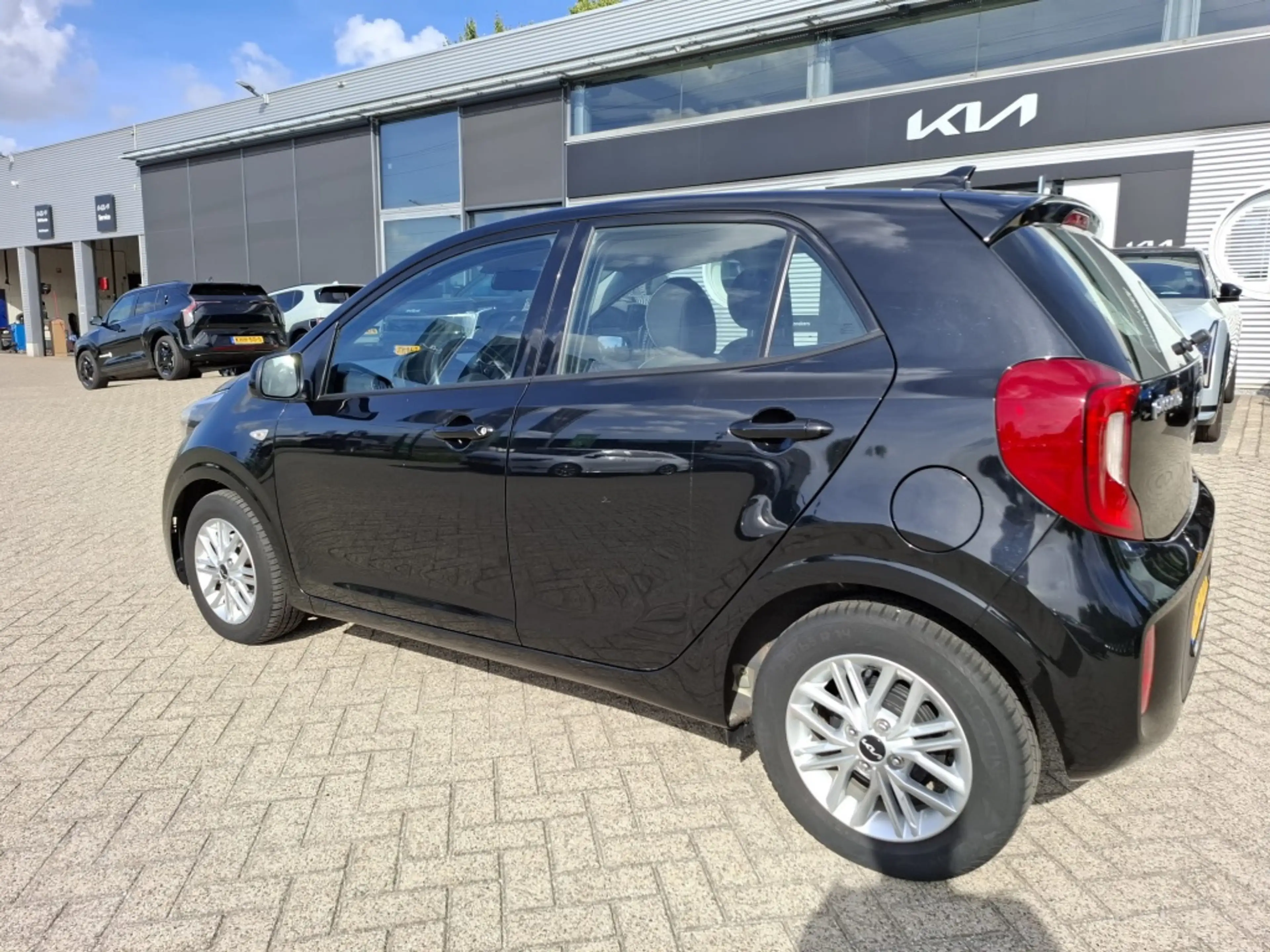 Kia Picanto 1.0 DPi Dynamic Line — photo 3