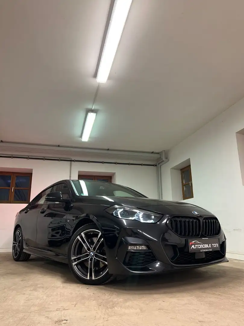 BMW 220 Baureihe 2 Gran Coupe 220 d M Sport Schwarz - 1
