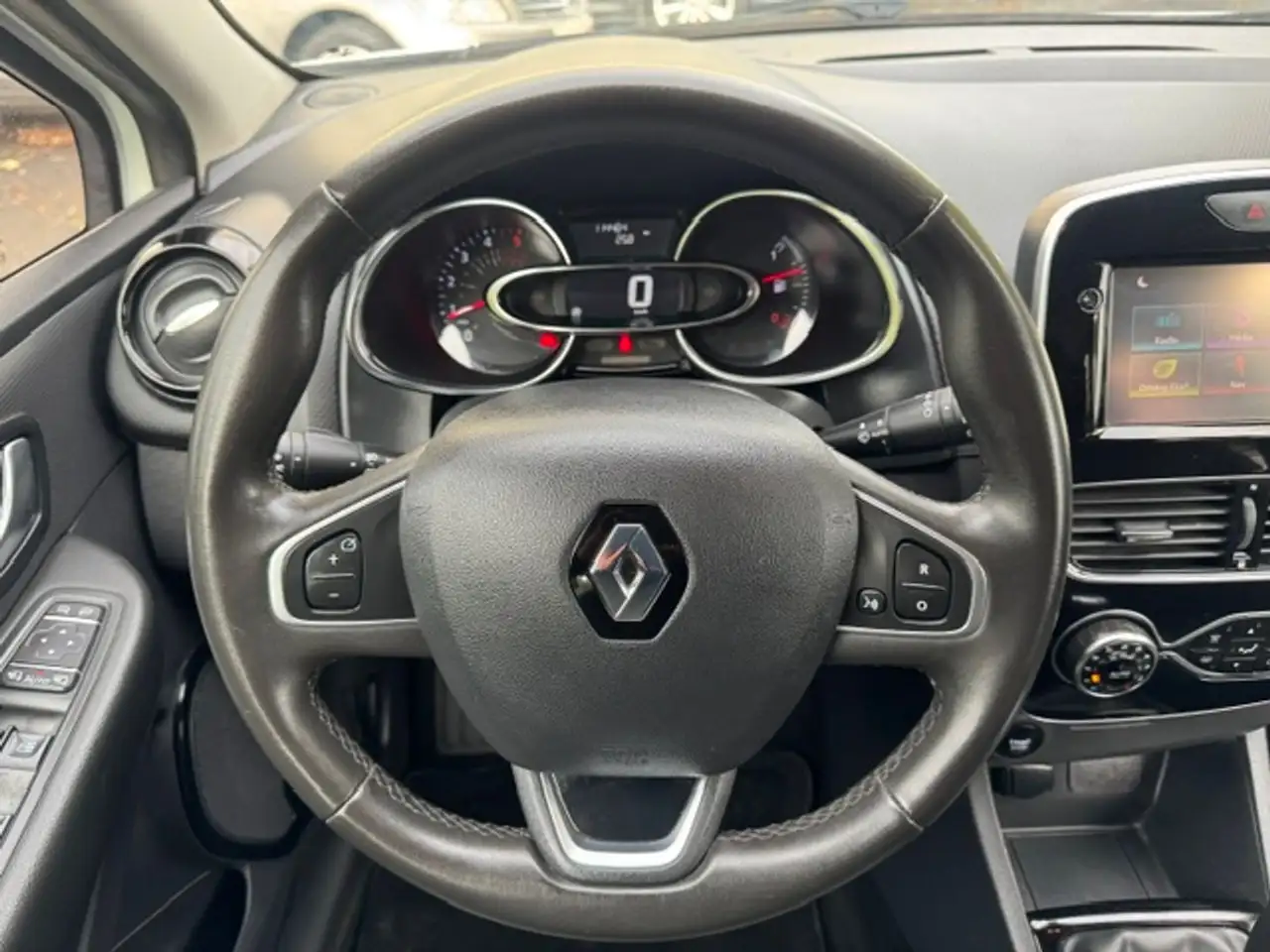 Renault Clio Clio Grandtour — photo 16