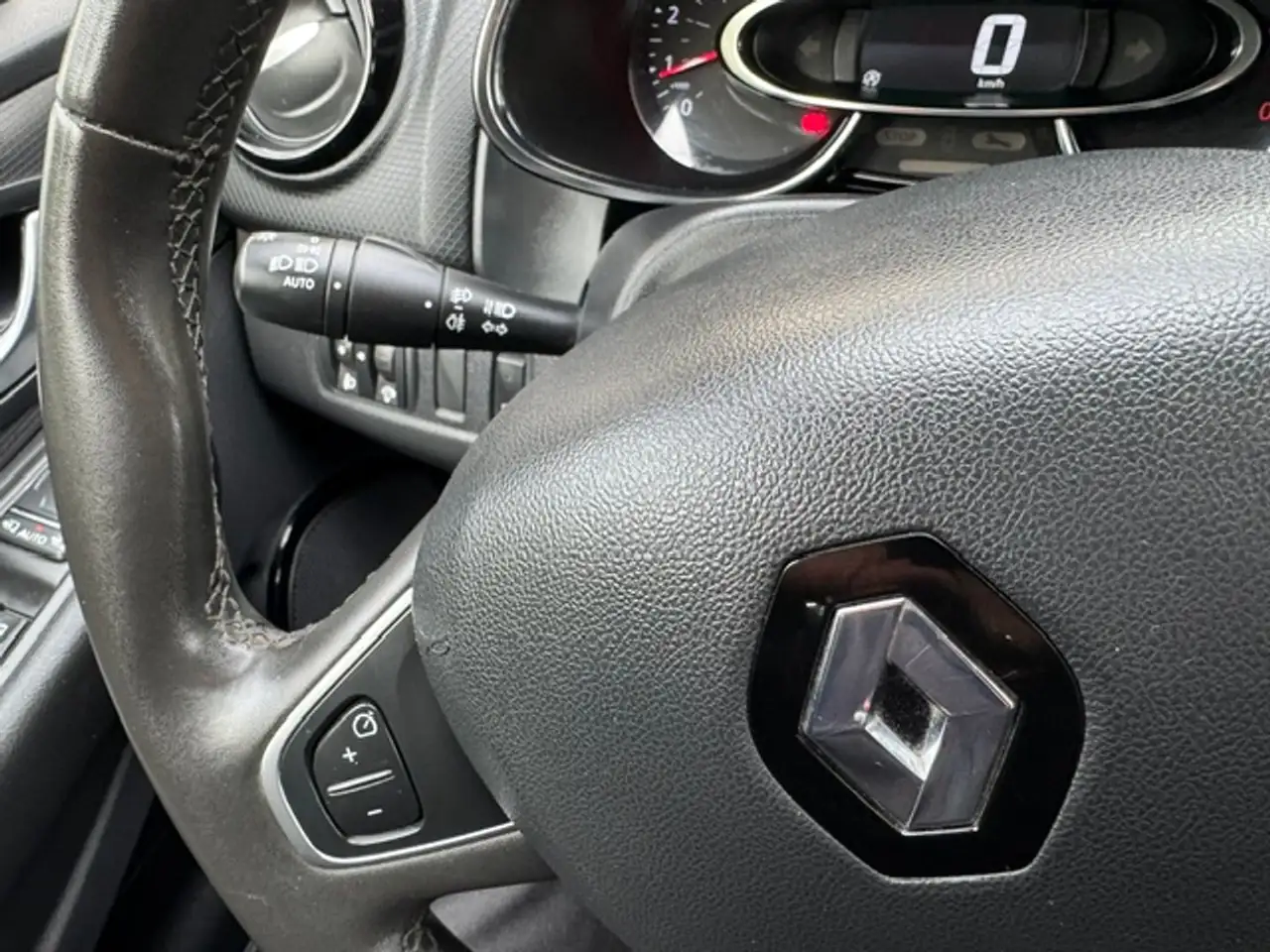 Renault Clio Clio Grandtour — photo 19