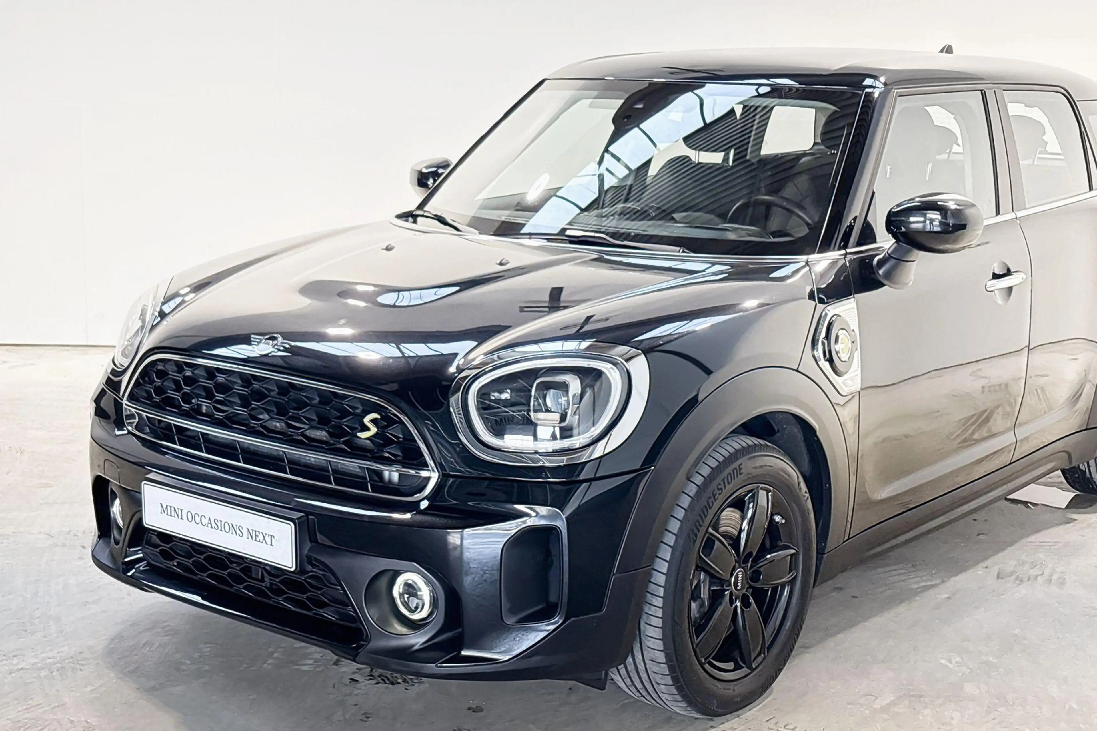 MINI Cooper SE Countryman ALL4 Classic — photo 2