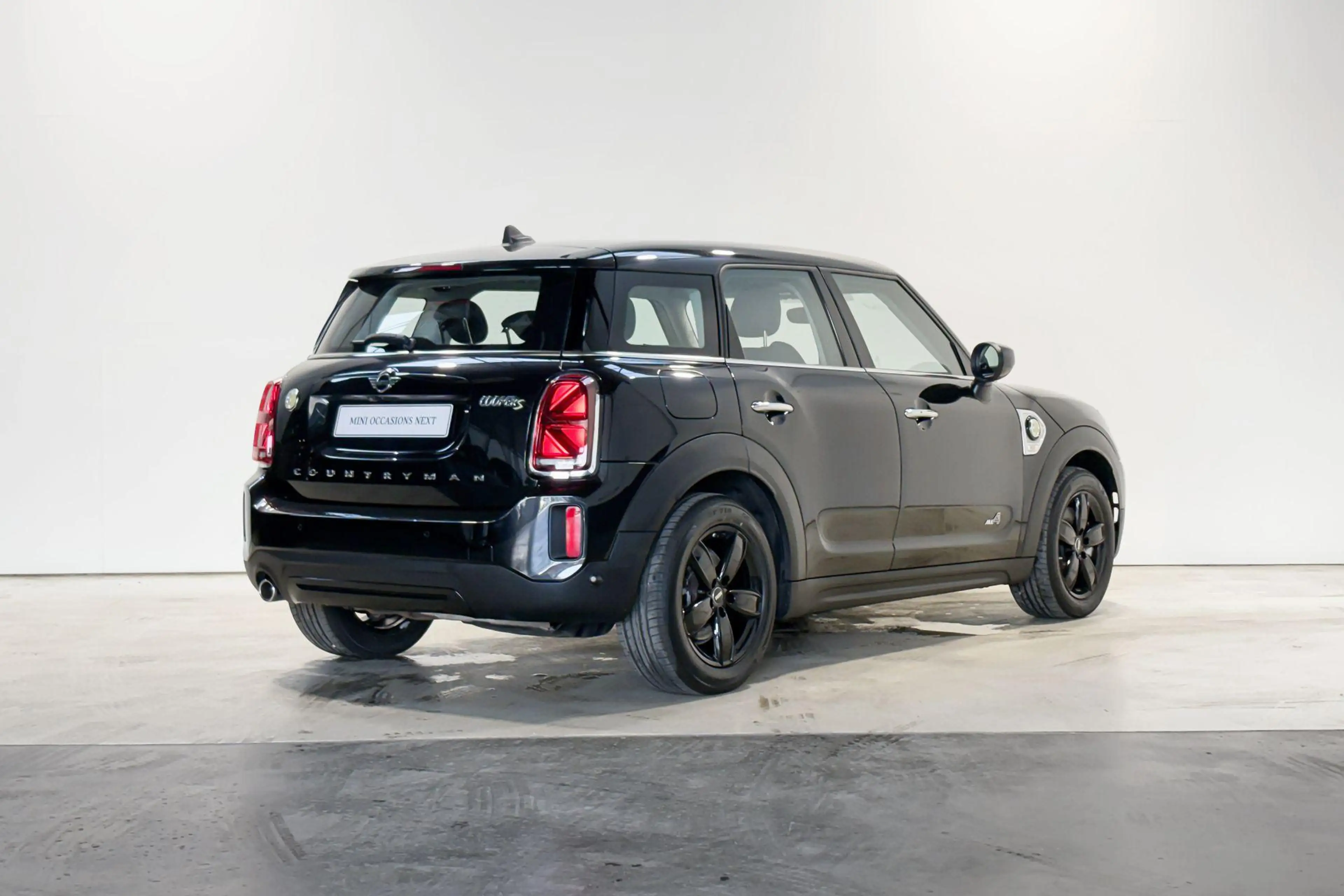 MINI Cooper SE Countryman ALL4 Classic — photo 7