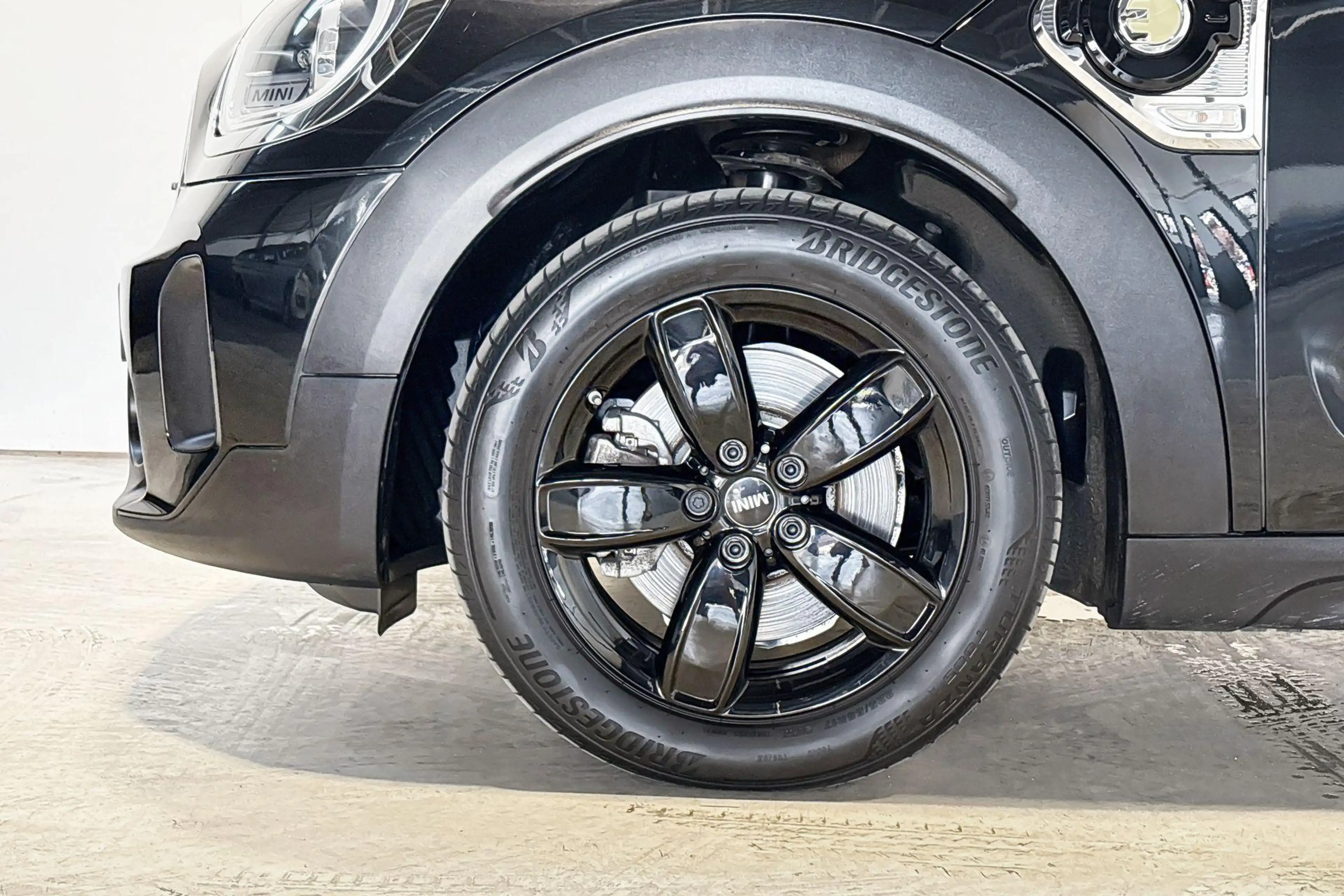 MINI Cooper SE Countryman ALL4 Classic — photo 5
