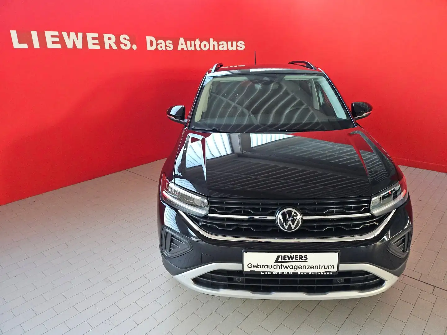 Volkswagen T-Cross Life TSI DSG Schwarz - 2