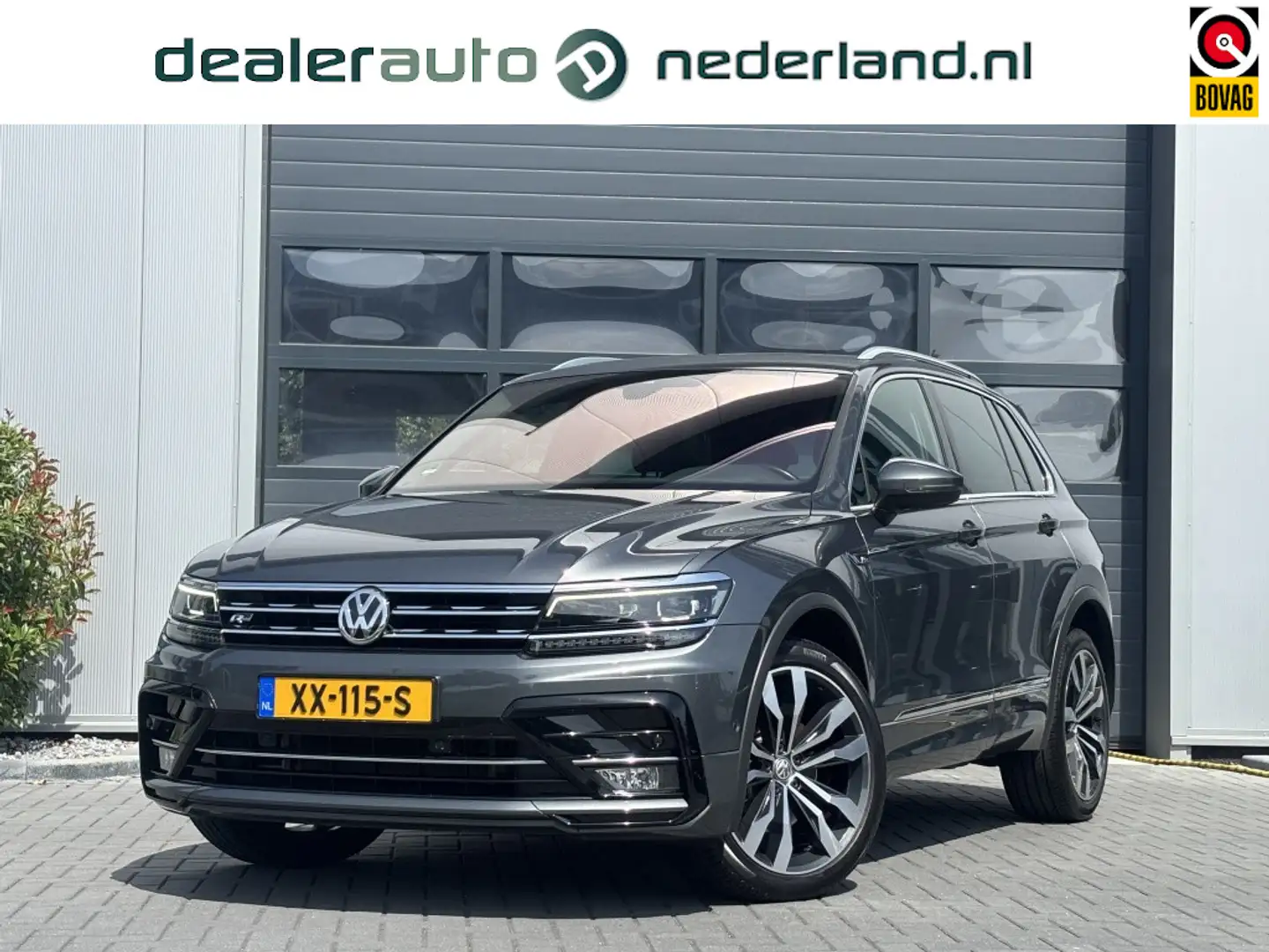 Volkswagen Tiguan 2.0 TSI 4M. Highline Panno/Trekhaak Grijs - 1