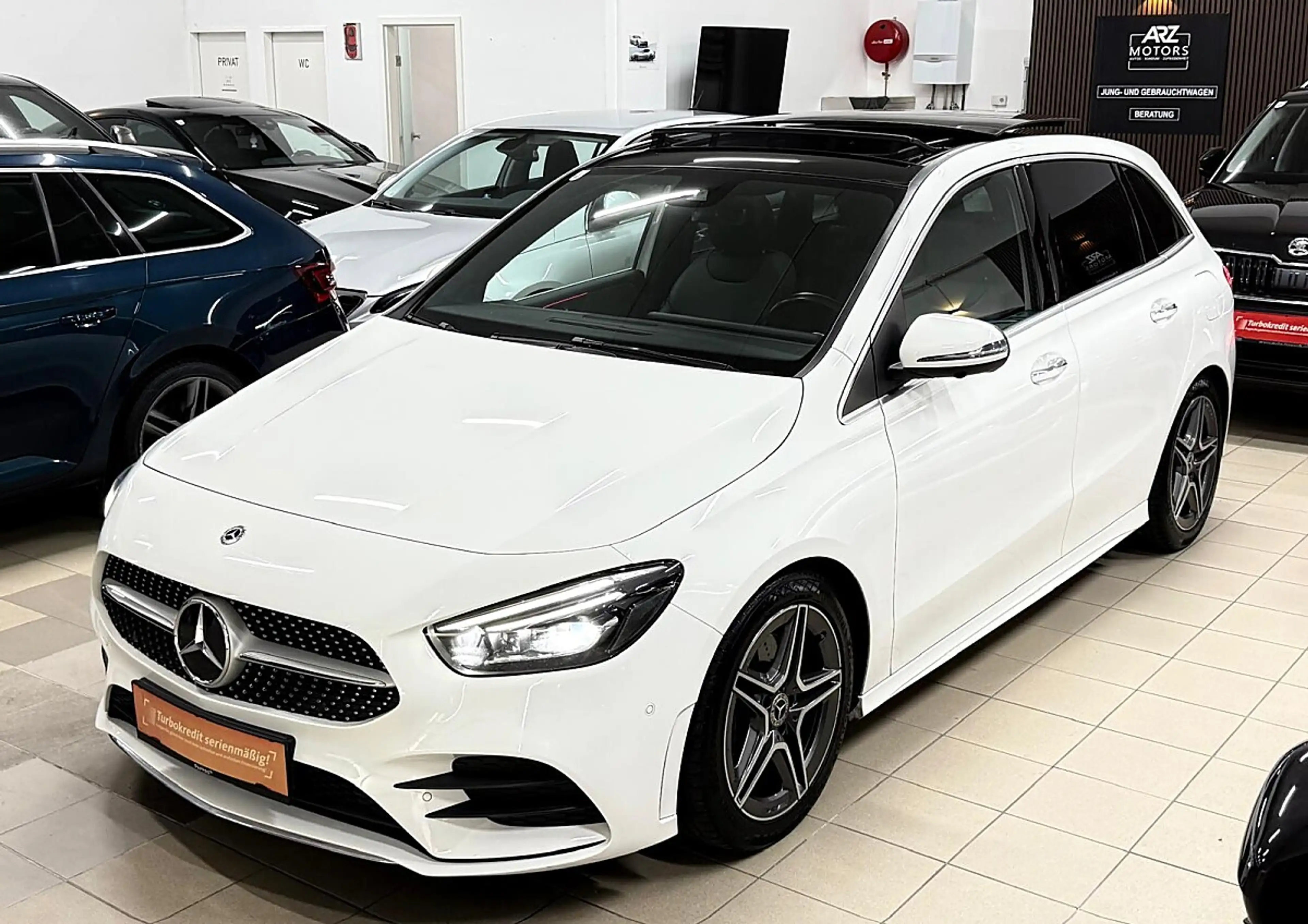 Mercedes-Benz B 220 AMG Line 4Matic