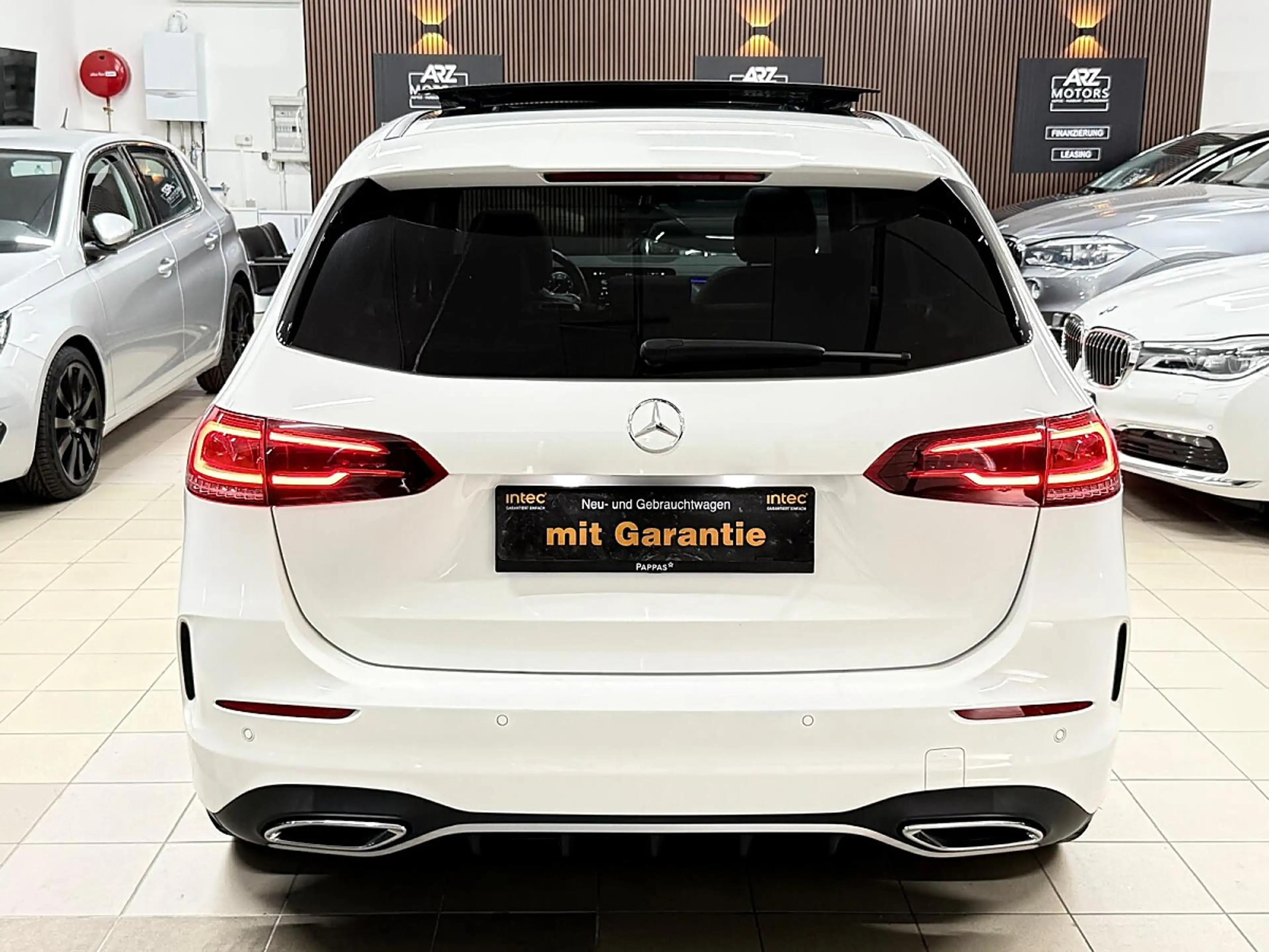Mercedes-Benz B 220 AMG Line 4Matic — photo 6