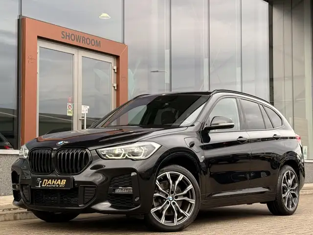 BMW X1 xDrive25e High Executive M-Sport | Led | Afn Trekh