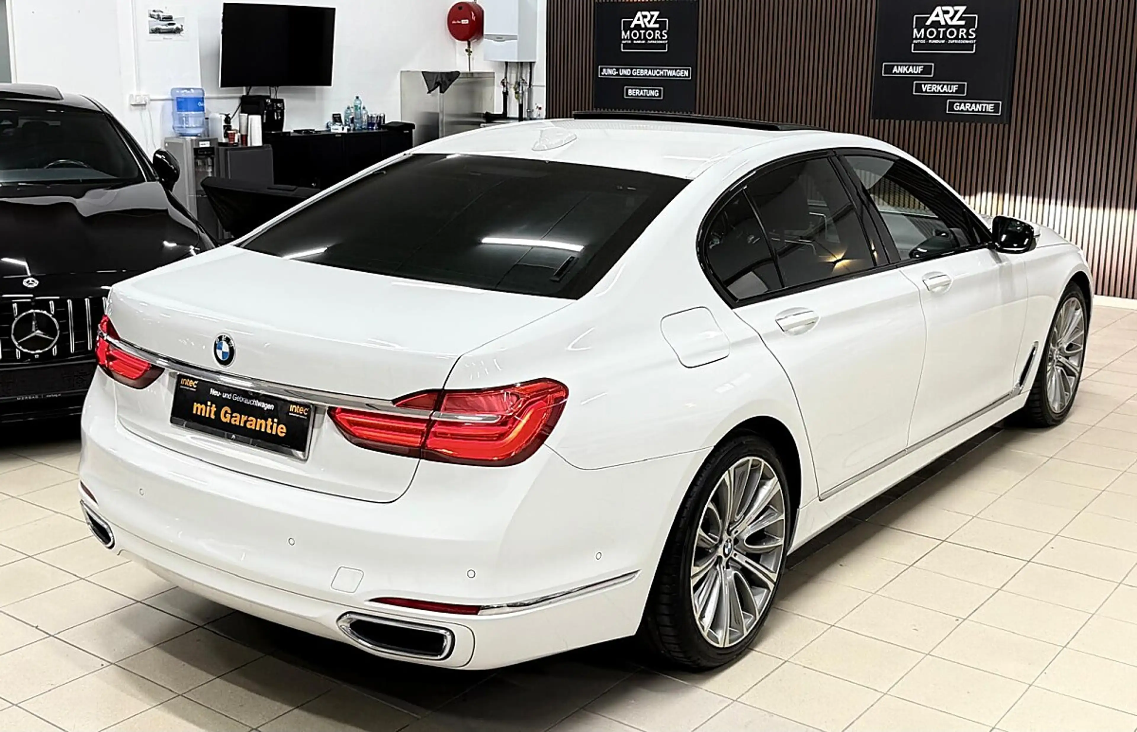 BMW 730 d xDrive Österreich-Paket Aut. — photo 3
