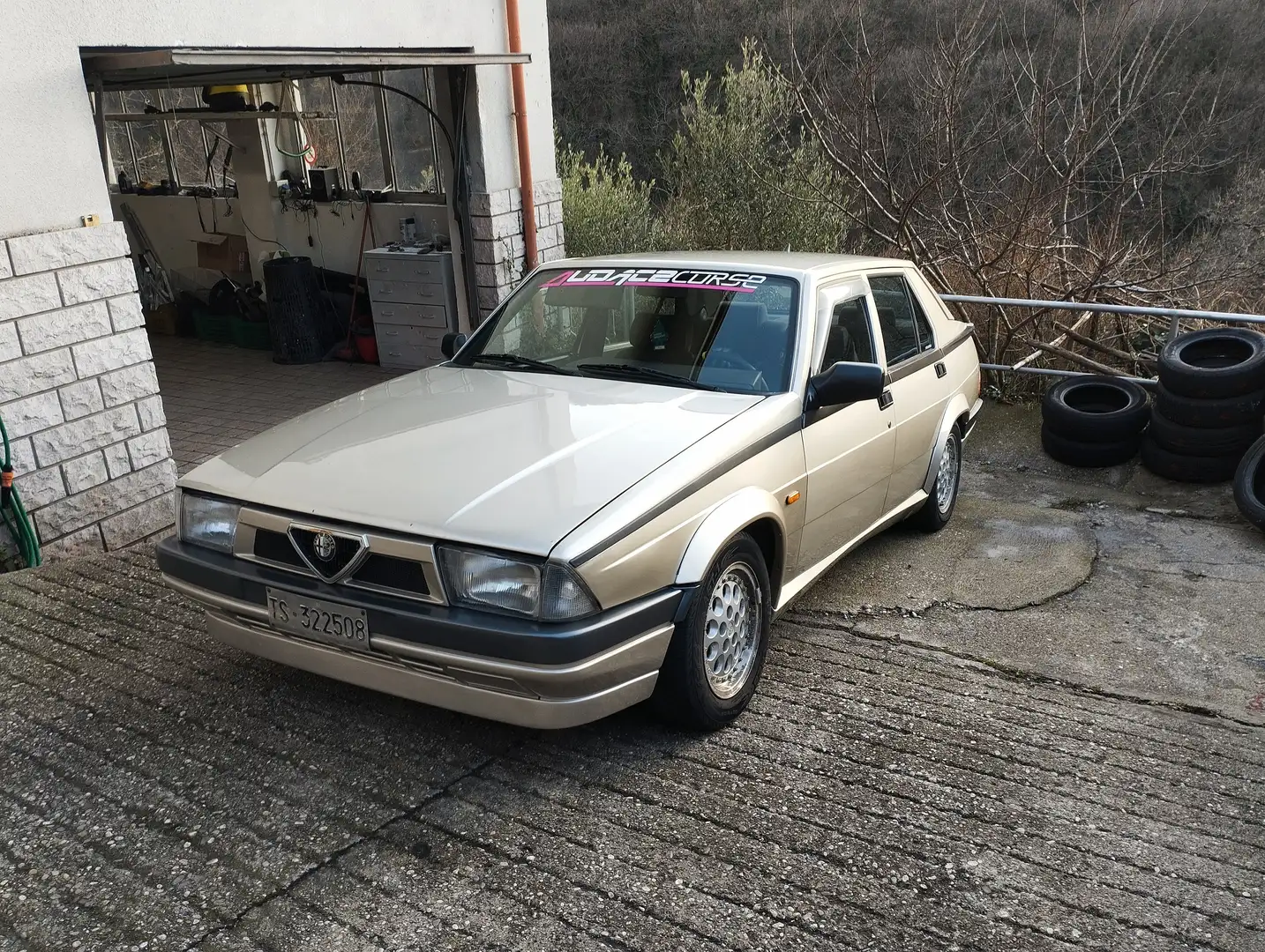 Alfa Romeo 75 75 2.0i ts Argent - 2