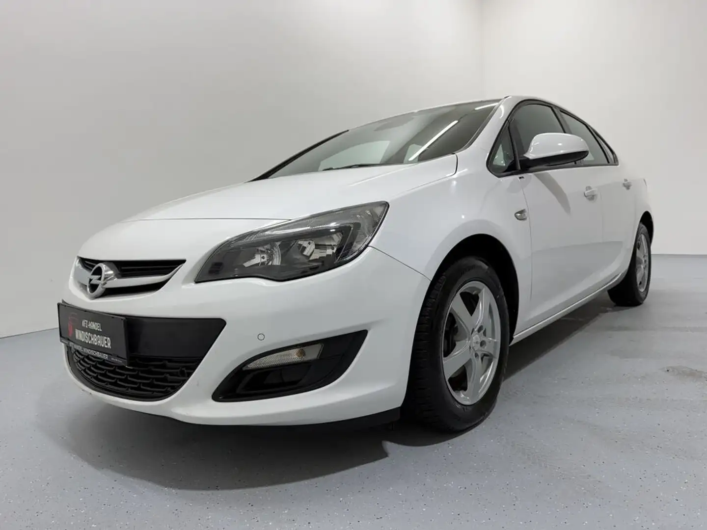 Opel Astra Edition KLIMA TEMPOMAT Weiß - 2