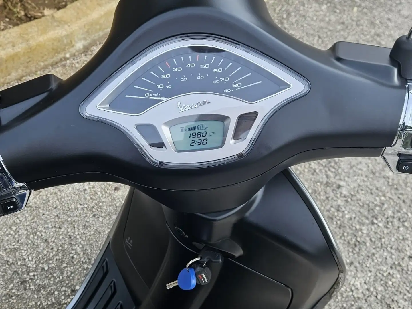 Vespa Primavera S 50 S Negru - 2