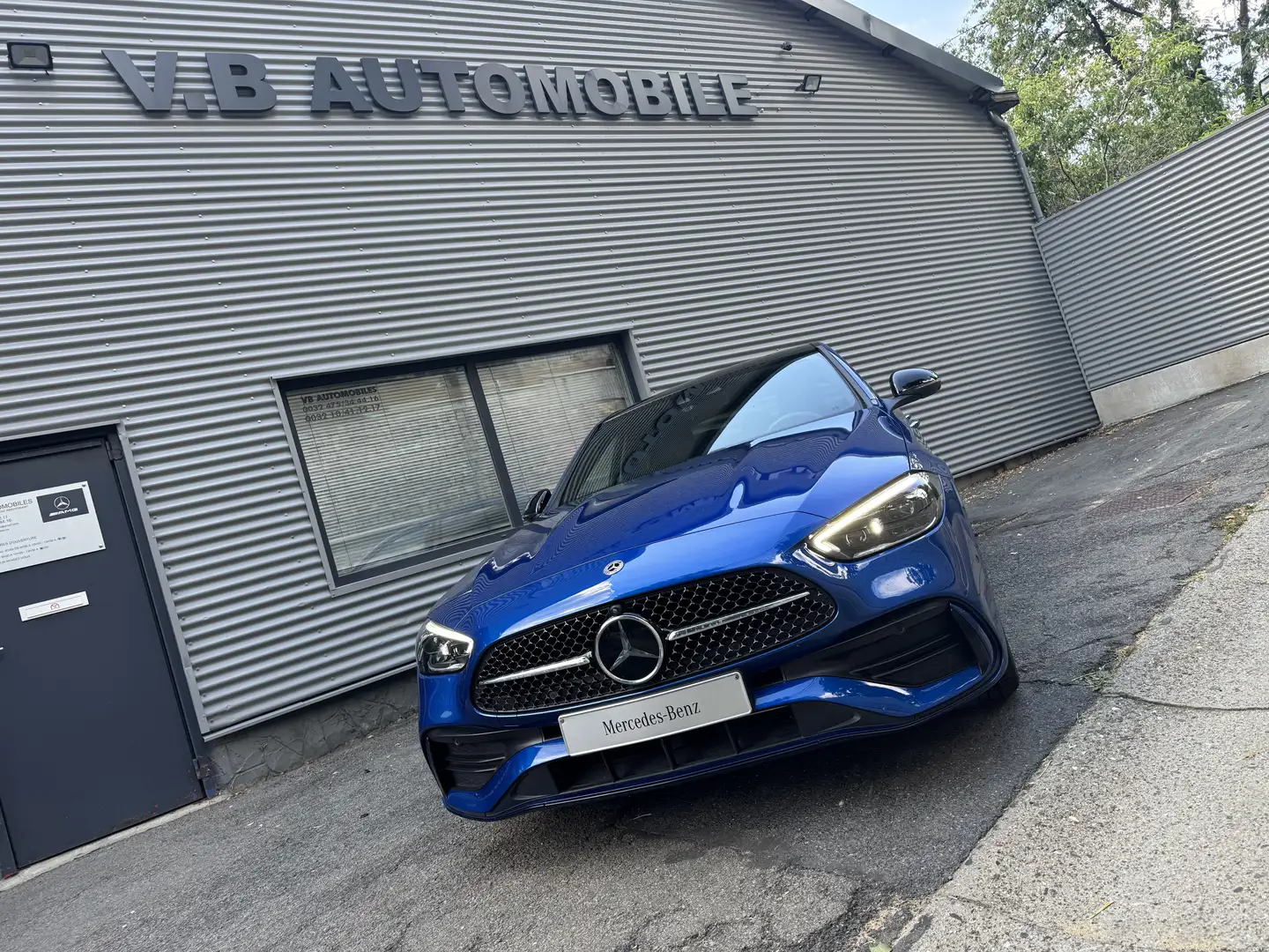 Mercedes-Benz C 300 AMG Line Bleu - 1