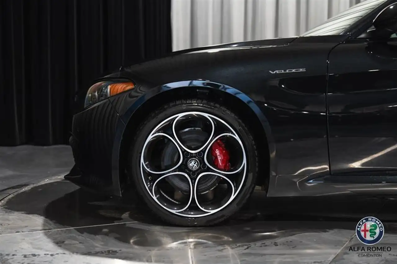 Alfa Romeo Giulia снимка Alfa Romeo Giulia