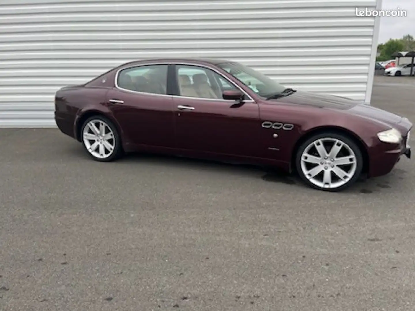 Maserati Quattroporte 4.2 V8 405 ch - 2