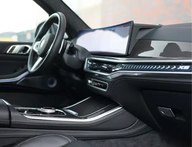 BMW X5 view 25