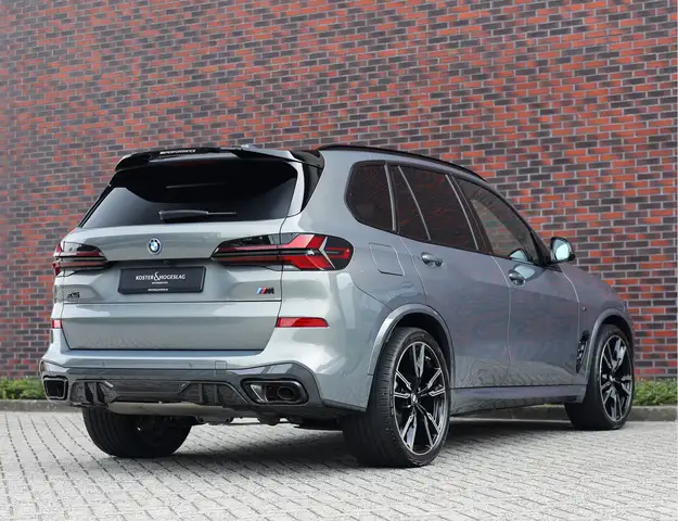 BMW X5 view 18