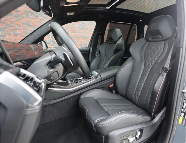 BMW X5 view 26