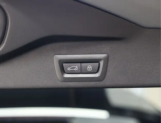 BMW X5 view 22