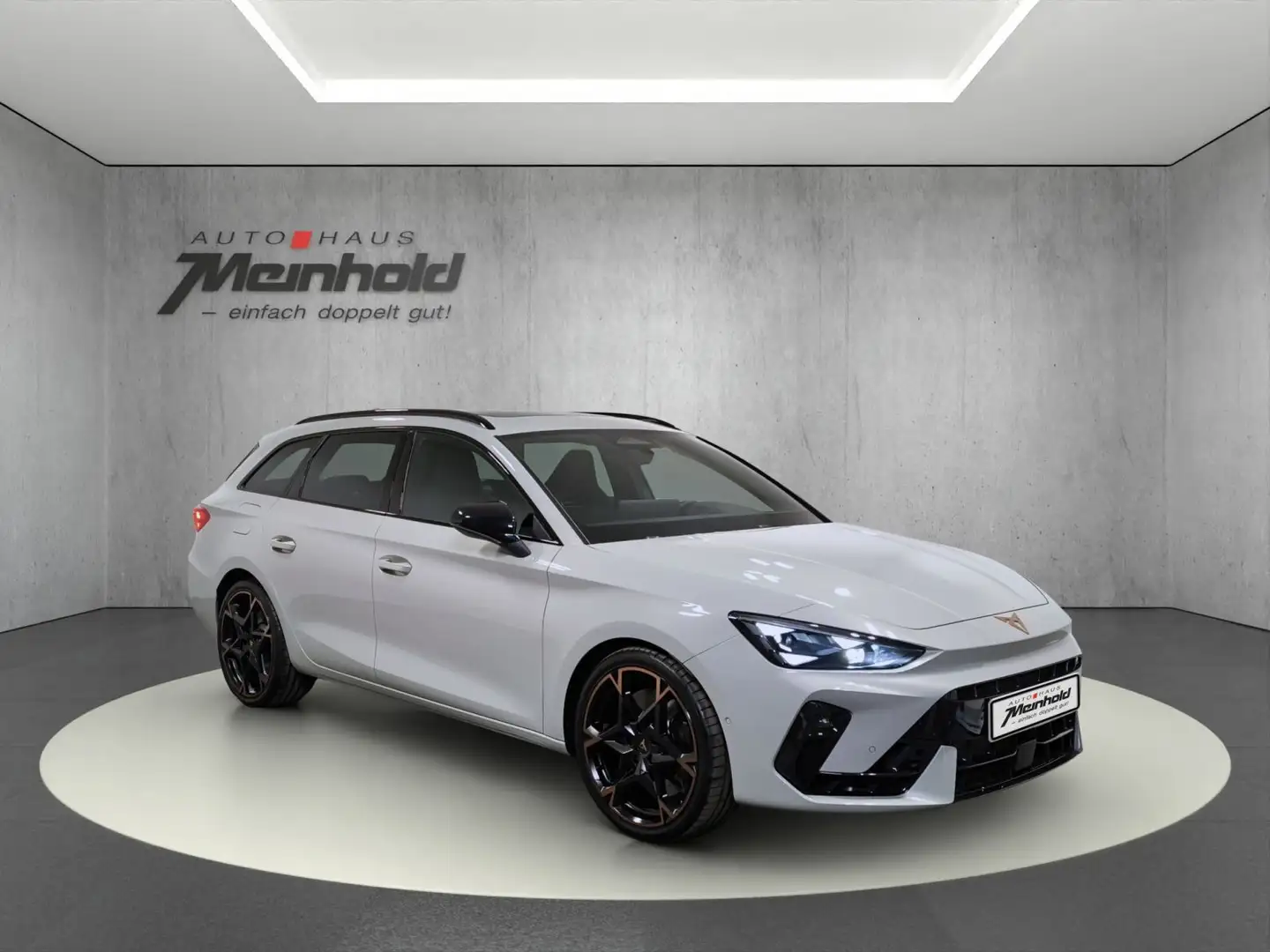 CUPRA Leon ST VZ 2.0 TSI DSG 4Drive,Dach,Matrix,Kamera Grau - 2