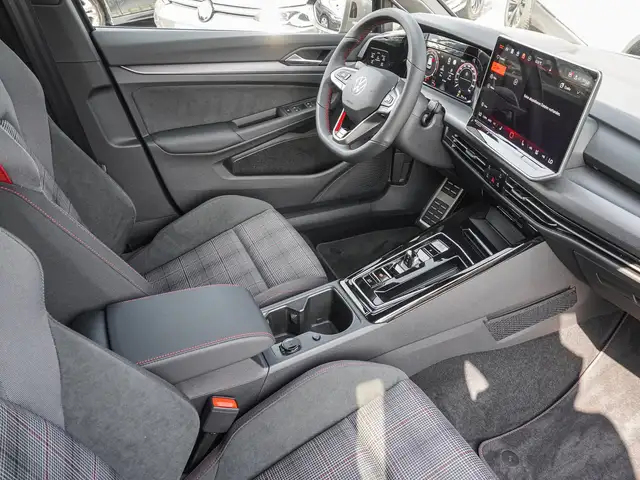 Volkswagen Golf view 8