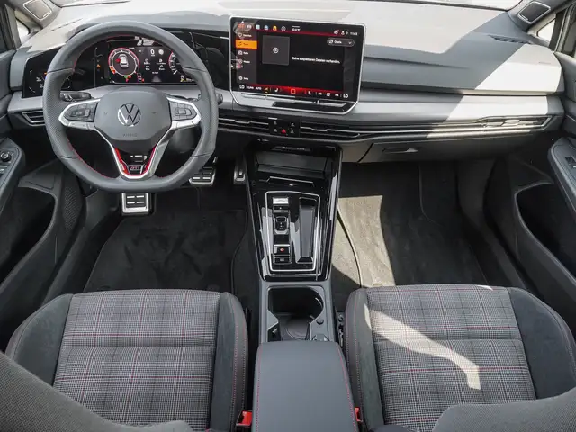 Volkswagen Golf view 10