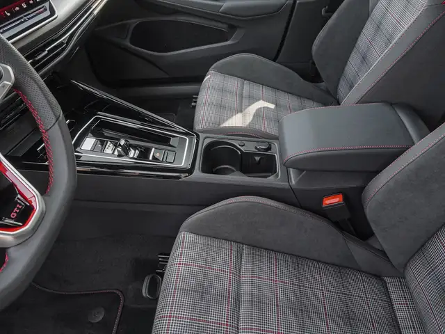 Volkswagen Golf view 15