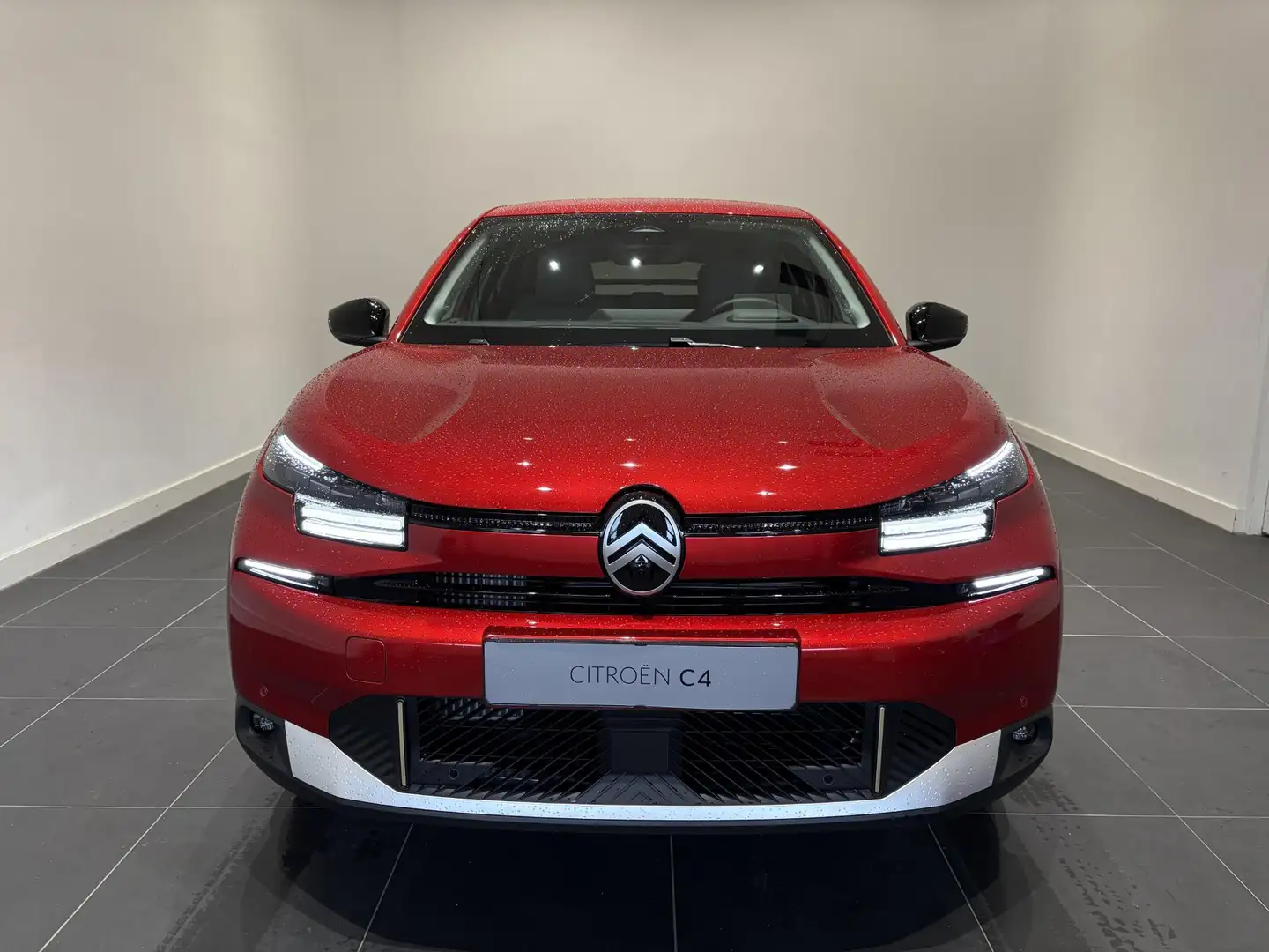 Citroen C4 1.2 Hybrid 136 Max | Automaat | Navi | Apple Carpl Rood - 2