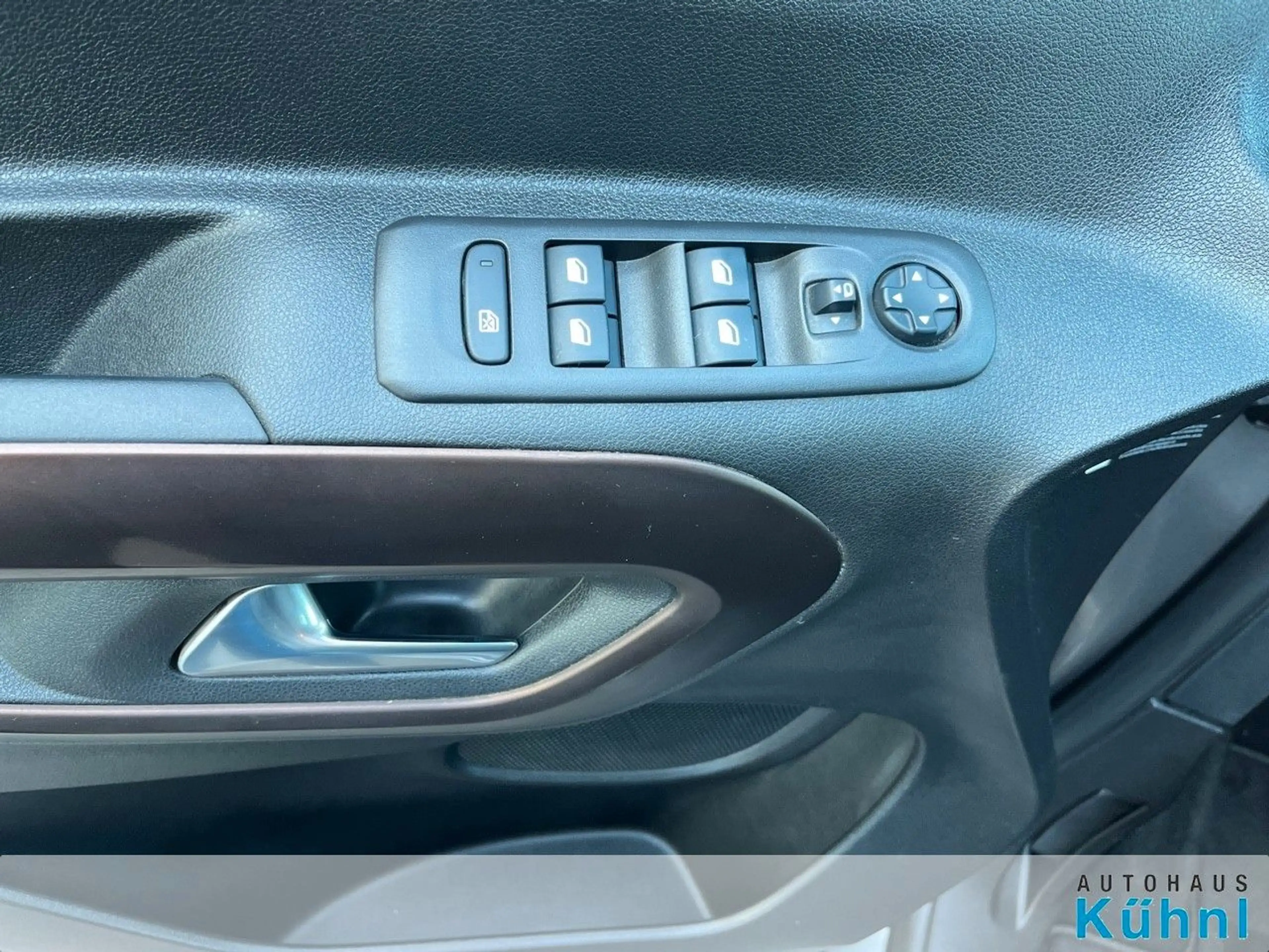 Peugeot Rifter GT Line L1 BlueHDI 130 — photo 15
