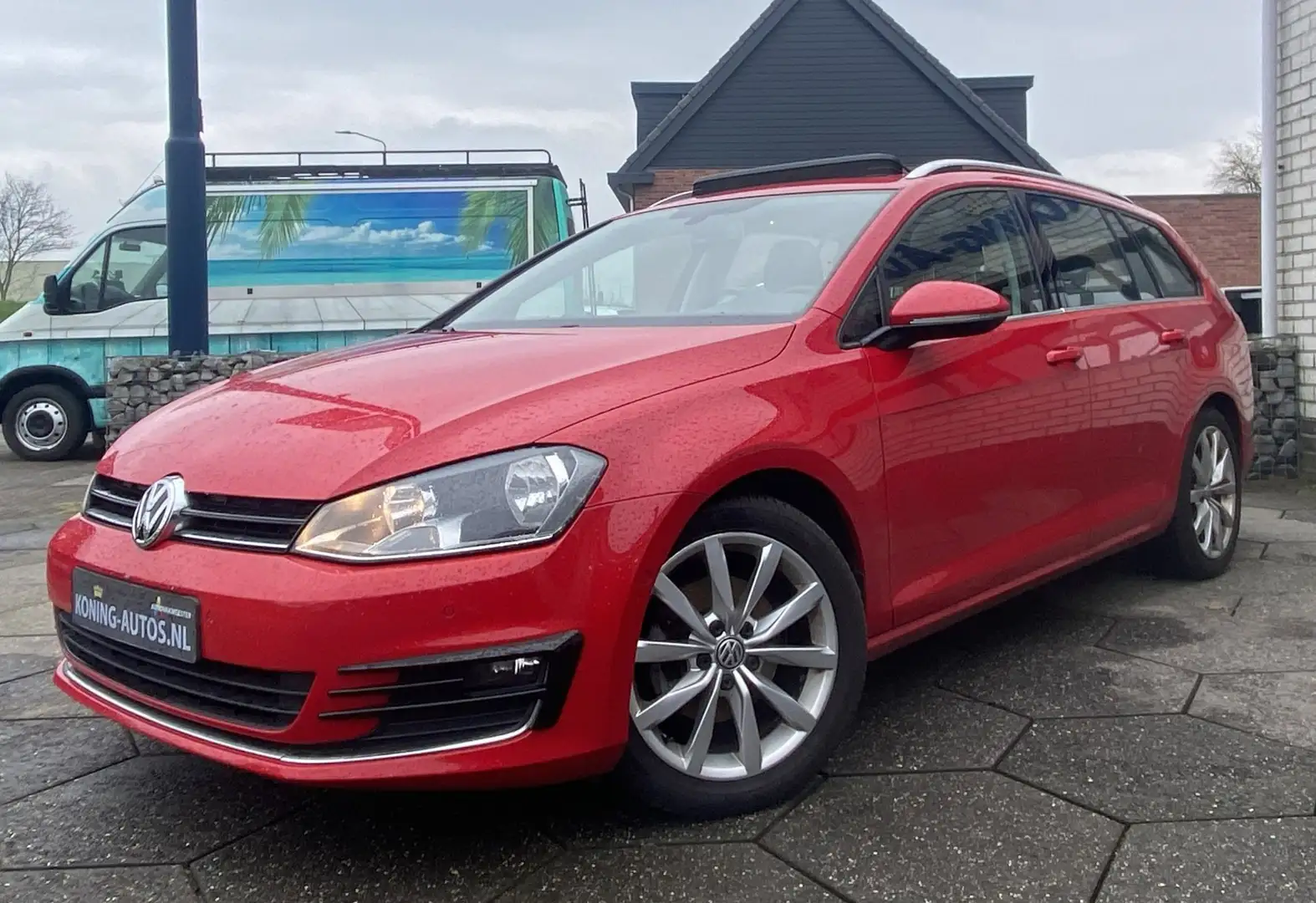 Volkswagen Golf Variant 1.4 TSI Highline Panorama/ dls. Leder/ Trekhaak/ C Rot - 1