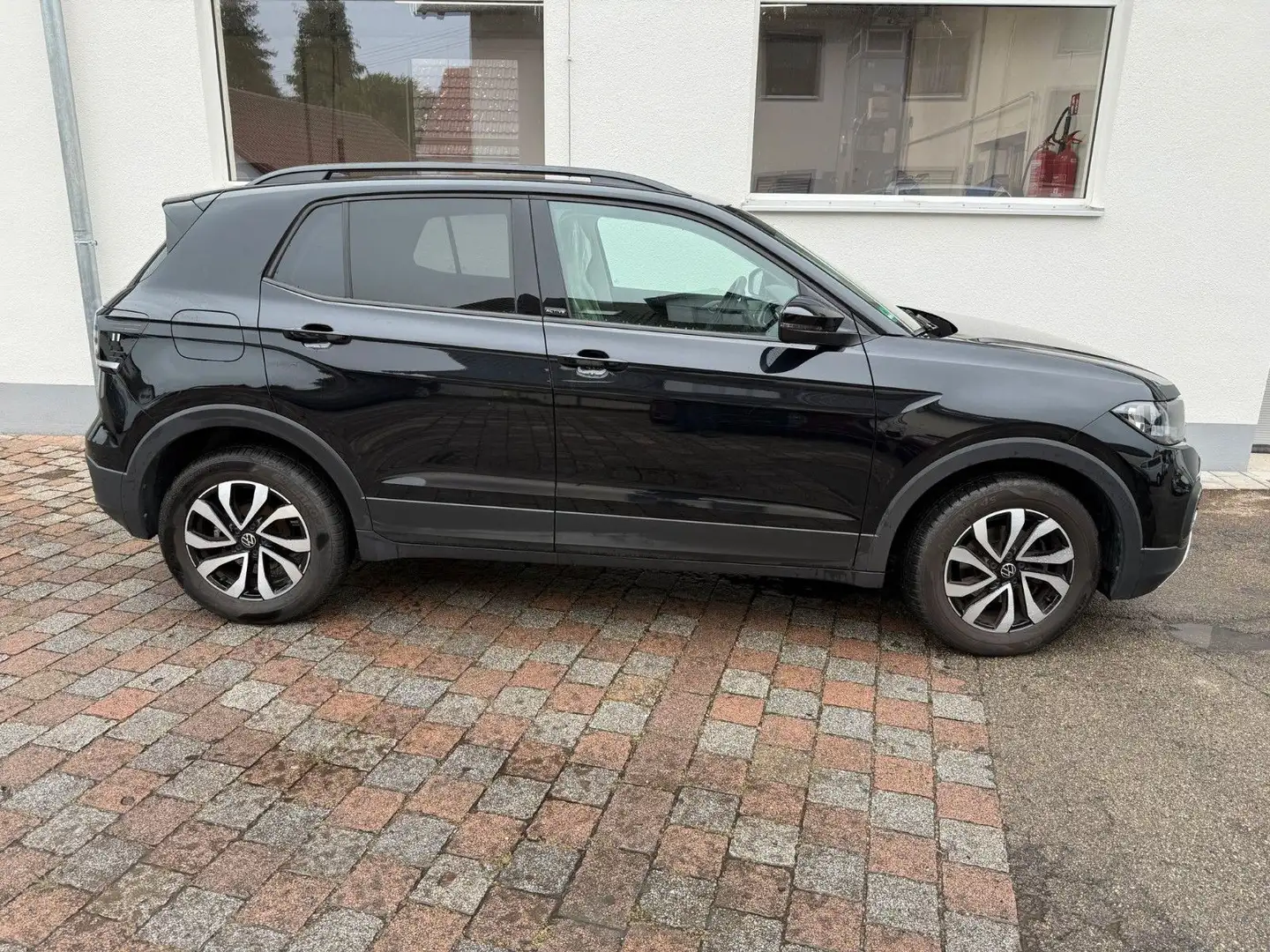 Volkswagen T-Cross Active Schwarz - 2